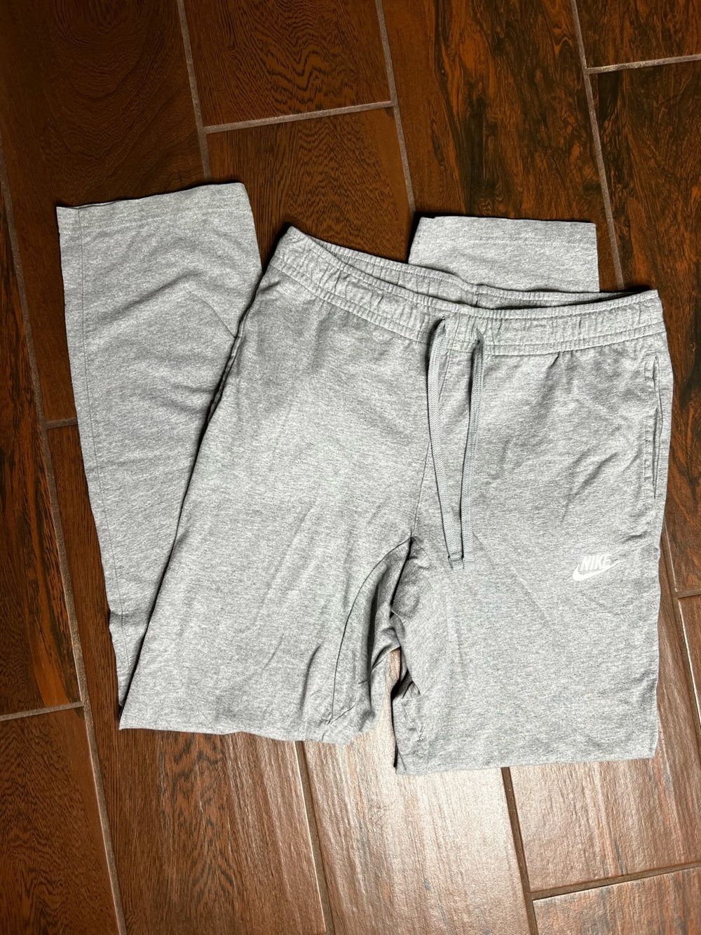 Nike Gray Straight Leg Sweatpants Small White Embroidered Logo Women’s Pants